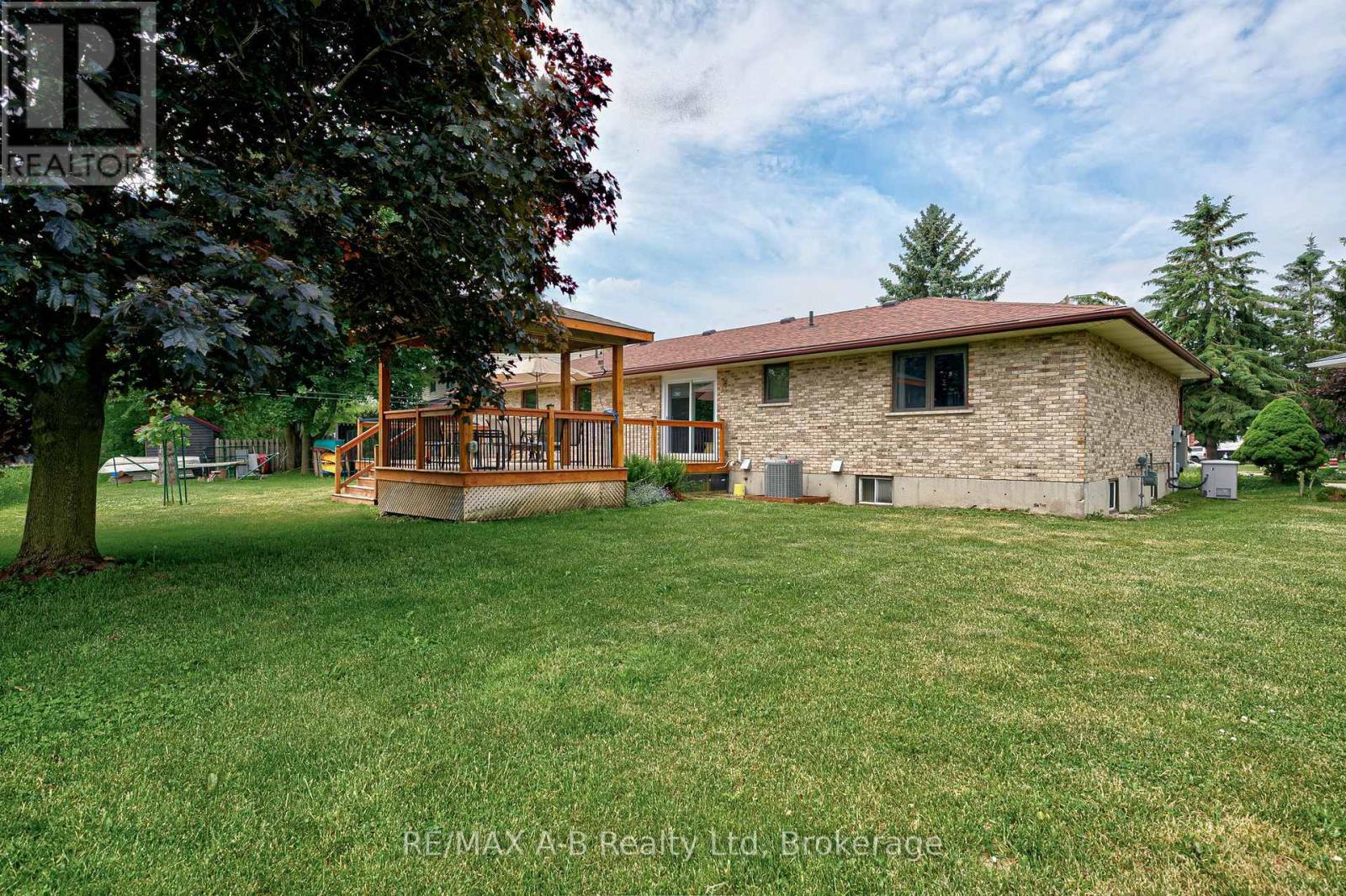 137 Mitchell Court, West Perth, Ontario  N0K 1N0 - Photo 36 - X13429514