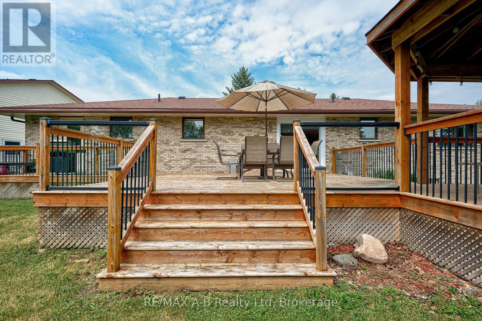 137 Mitchell Court, West Perth, Ontario  N0K 1N0 - Photo 37 - X13429514