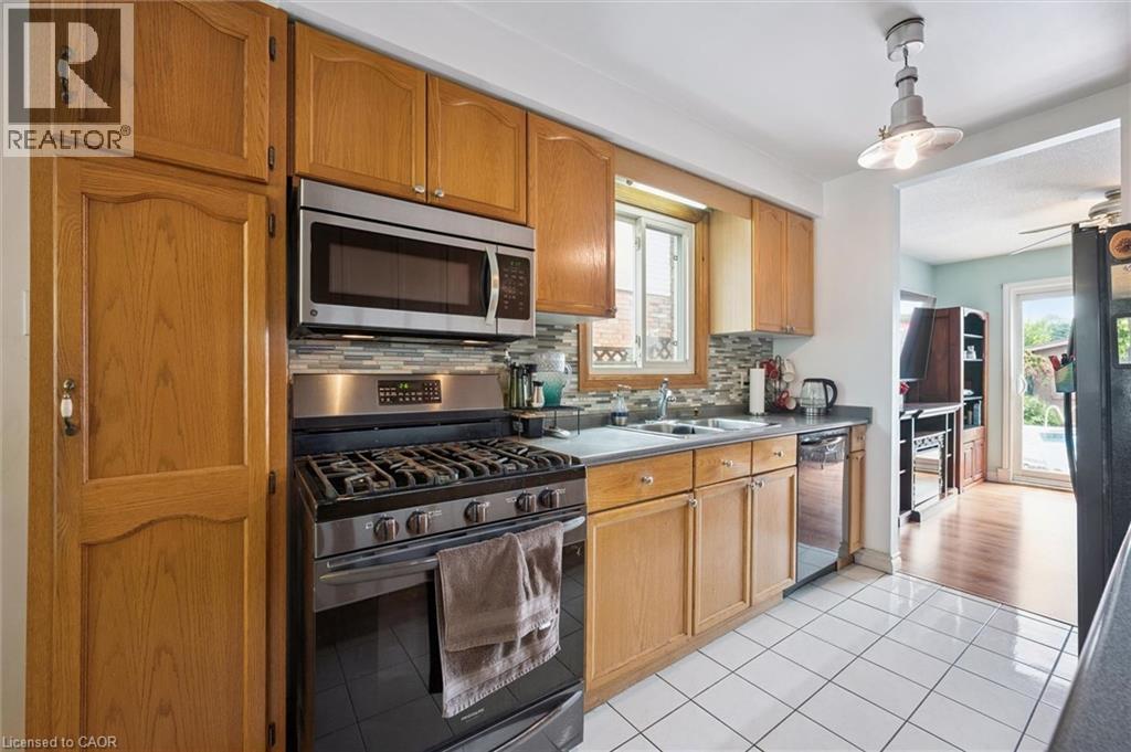 817 Acadia Drive, Hamilton, Ontario  L8W 3V5 - Photo 7 - 40838014