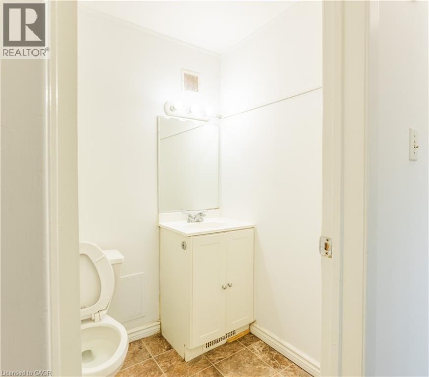 121 University Avenue E Unit# 102, Waterloo, Ontario  N2J 4J1 - Photo 11 - 40838839
