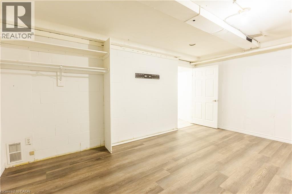 121 University Avenue E Unit# 102, Waterloo, Ontario  N2J 4J1 - Photo 22 - 40838839