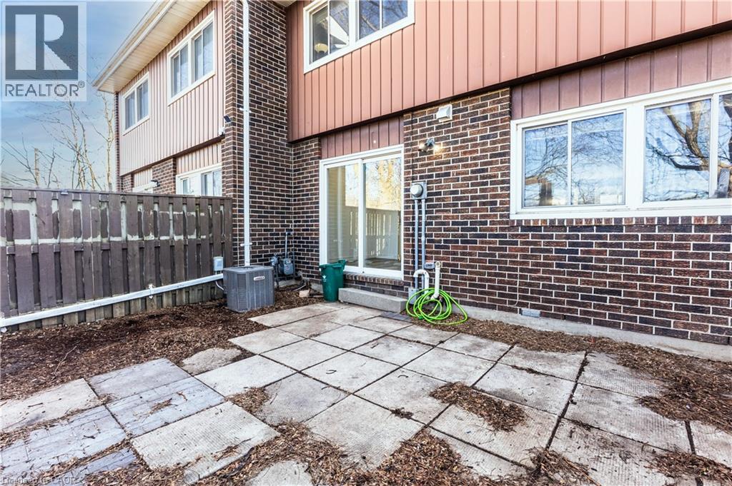 121 University Avenue E Unit# 102, Waterloo, Ontario  N2J 4J1 - Photo 27 - 40838839
