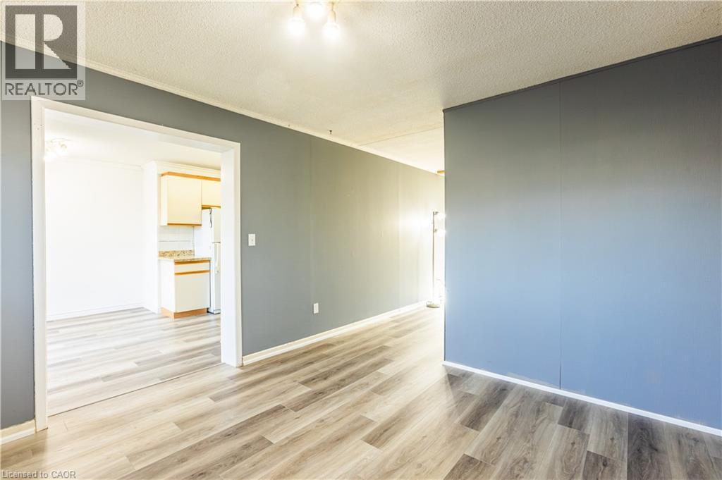 121 University Avenue E Unit# 102, Waterloo, Ontario  N2J 4J1 - Photo 6 - 40838839