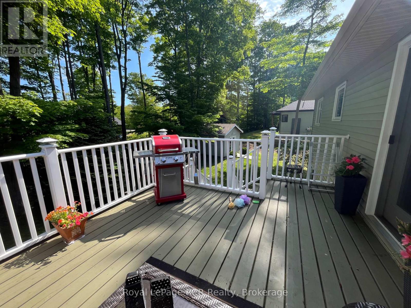 14 Frederick Street, South Bruce Peninsula, Ontario  N0H 2G0 - Photo 12 - X13429800