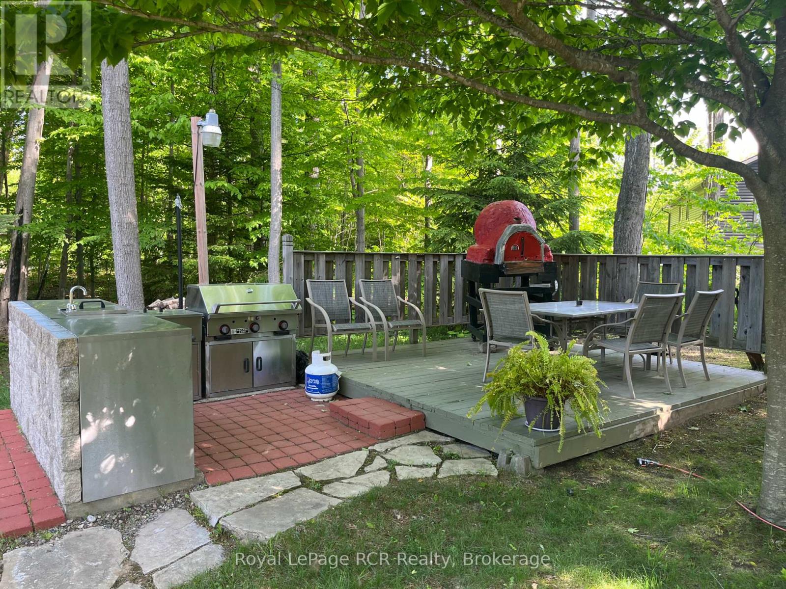 14 Frederick Street, South Bruce Peninsula, Ontario  N0H 2G0 - Photo 13 - X13429800
