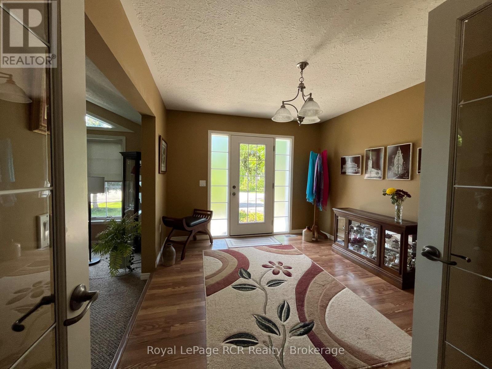 14 Frederick Street, South Bruce Peninsula, Ontario  N0H 2G0 - Photo 19 - X13429800