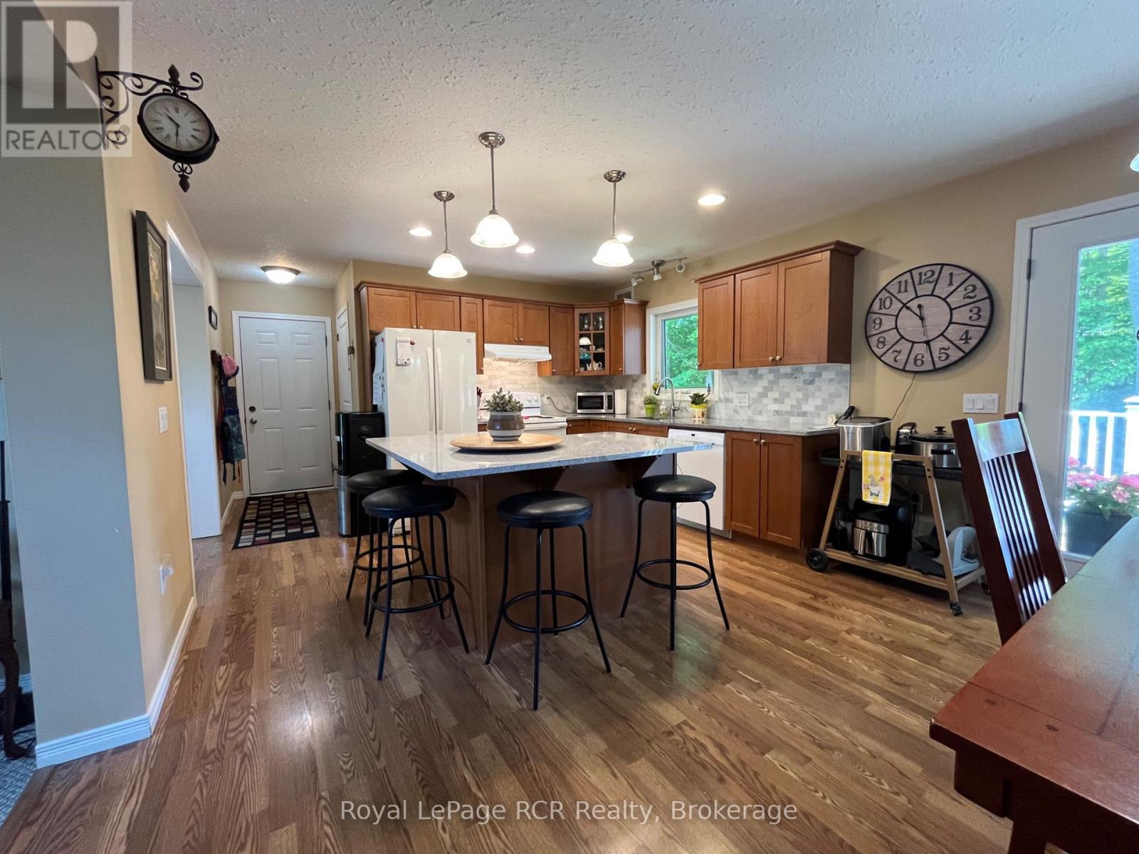 14 Frederick Street, South Bruce Peninsula, Ontario  N0H 2G0 - Photo 23 - X13429800
