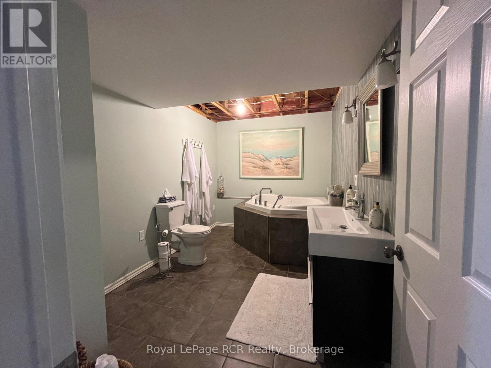 14 Frederick Street, South Bruce Peninsula, Ontario  N0H 2G0 - Photo 39 - X13429800