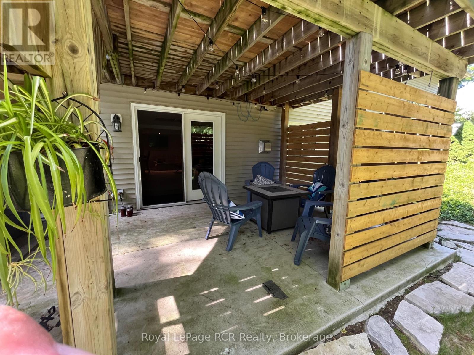 14 Frederick Street, South Bruce Peninsula, Ontario  N0H 2G0 - Photo 6 - X13429800
