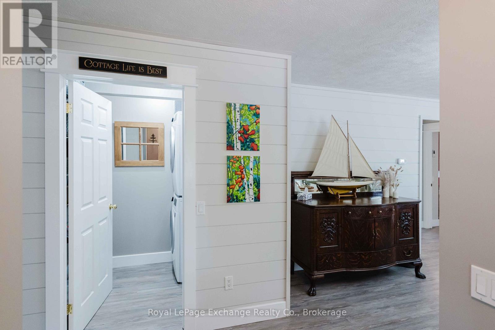 719 York Avenue N, South Bruce Peninsula, Ontario  N0H 2G0 - Photo 10 - X13429908