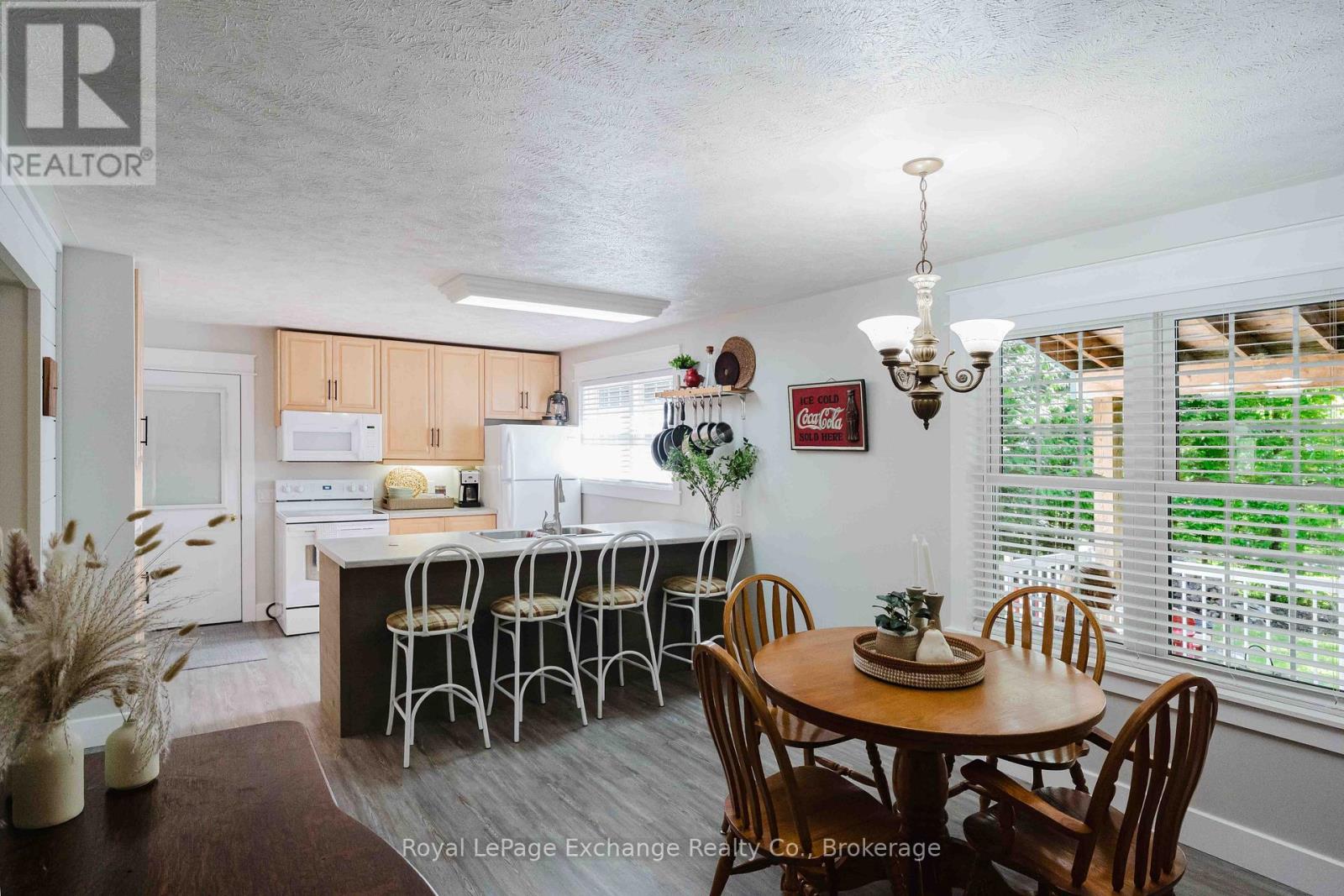 719 York Avenue N, South Bruce Peninsula, Ontario  N0H 2G0 - Photo 26 - X13429908