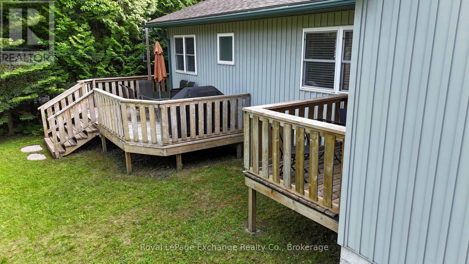 719 York Avenue N, South Bruce Peninsula, Ontario  N0H 2G0 - Photo 39 - X13429908