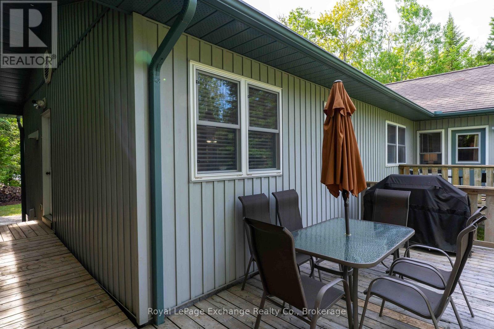 719 York Avenue N, South Bruce Peninsula, Ontario  N0H 2G0 - Photo 41 - X13429908
