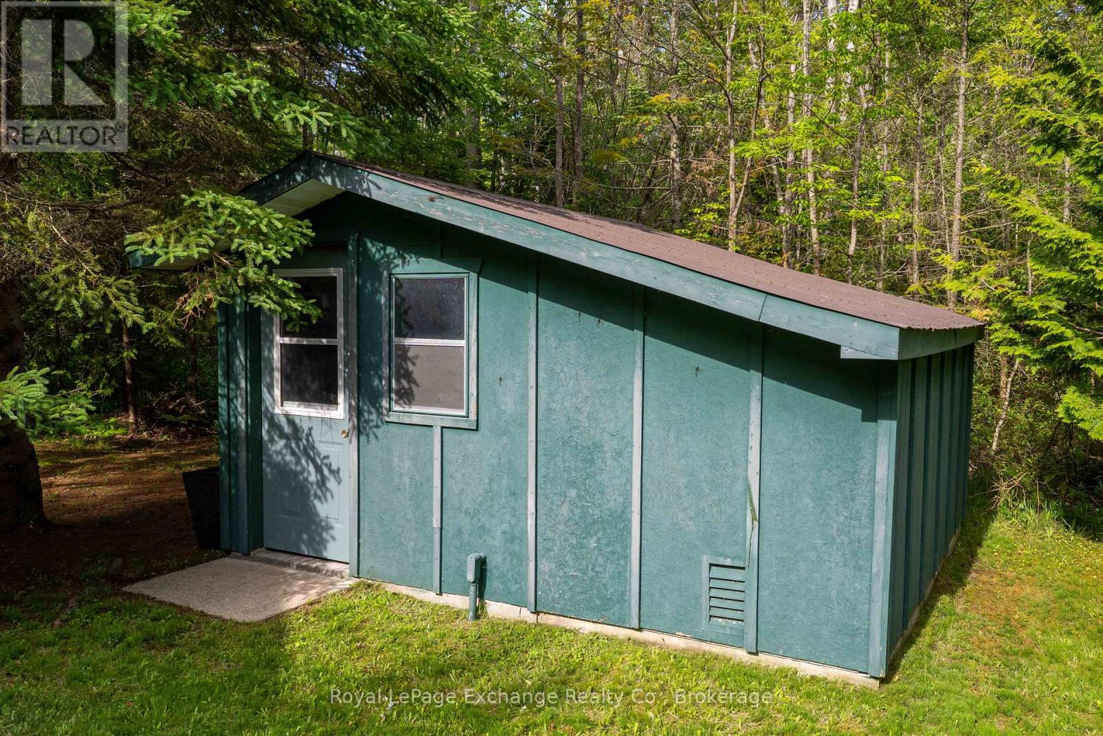 719 York Avenue N, South Bruce Peninsula, Ontario  N0H 2G0 - Photo 43 - X13429908