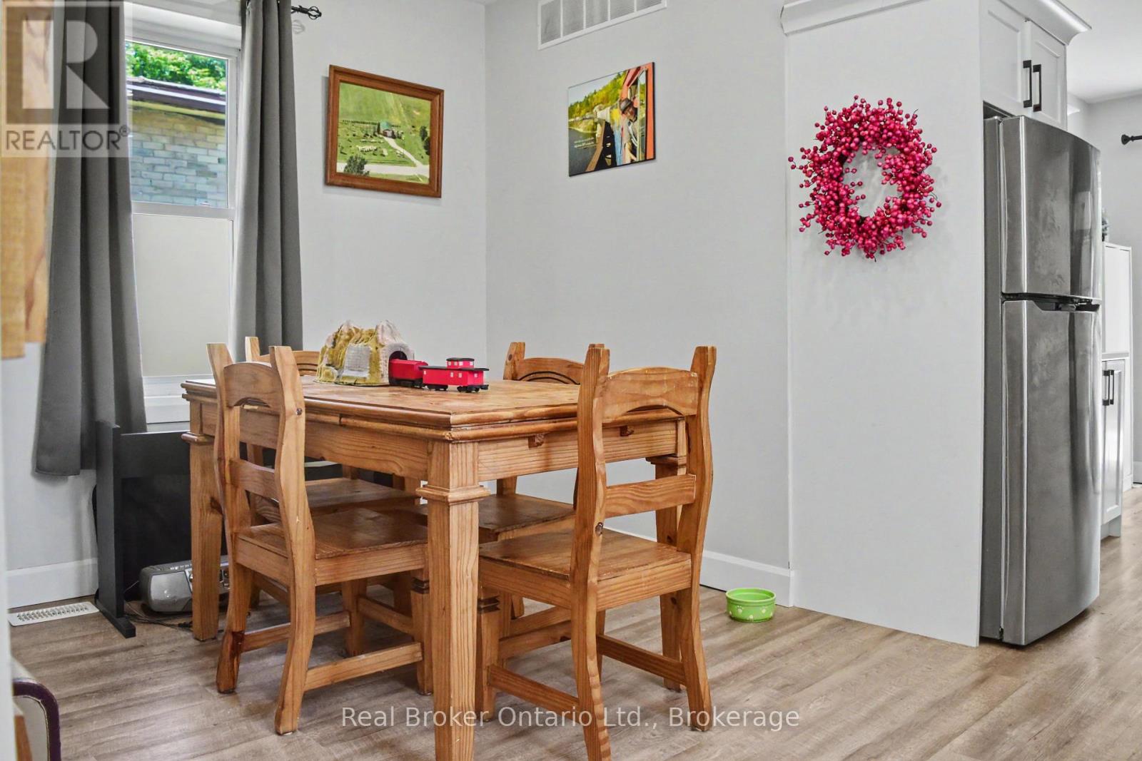 523 Mill Street, West Grey, Ontario  N0G 2M0 - Photo 12 - X13429966