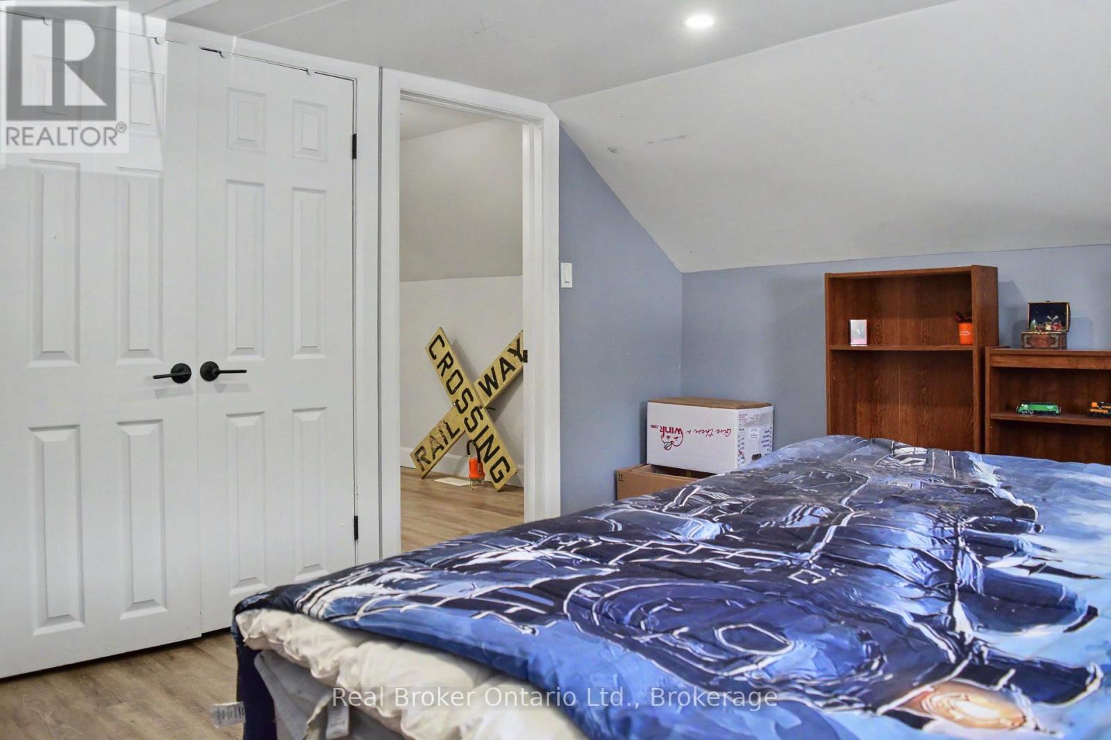 523 Mill Street, West Grey, Ontario  N0G 2M0 - Photo 20 - X13429966