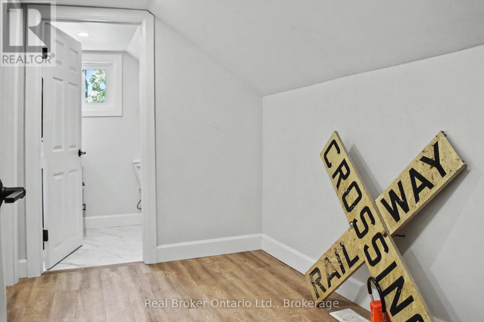 523 Mill Street, West Grey, Ontario  N0G 2M0 - Photo 22 - X13429966