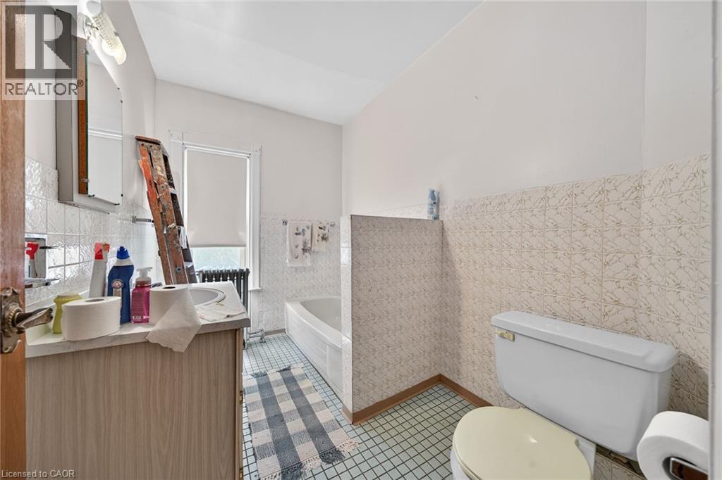 16 Mulberry Street, Hamilton, Ontario  L8R 2C5 - Photo 21 - 40838469