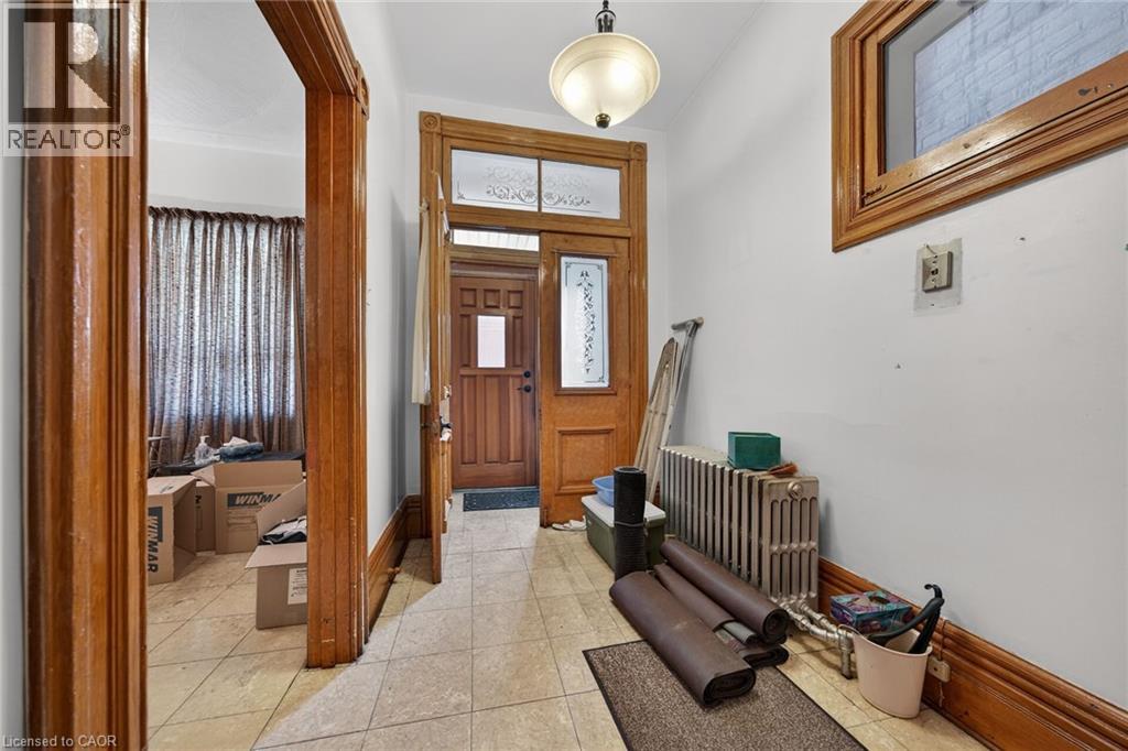 16 Mulberry Street, Hamilton, Ontario  L8R 2C5 - Photo 8 - 40838469