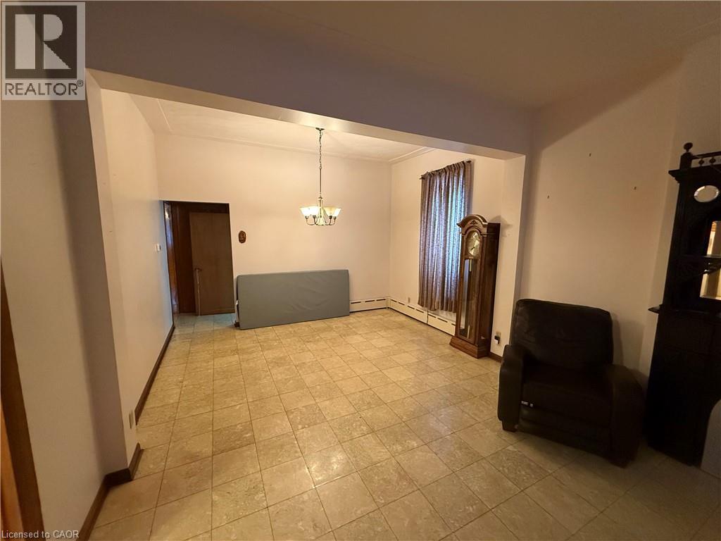 16 Mulberry Street, Hamilton, Ontario  L8R 2C5 - Photo 9 - 40838469