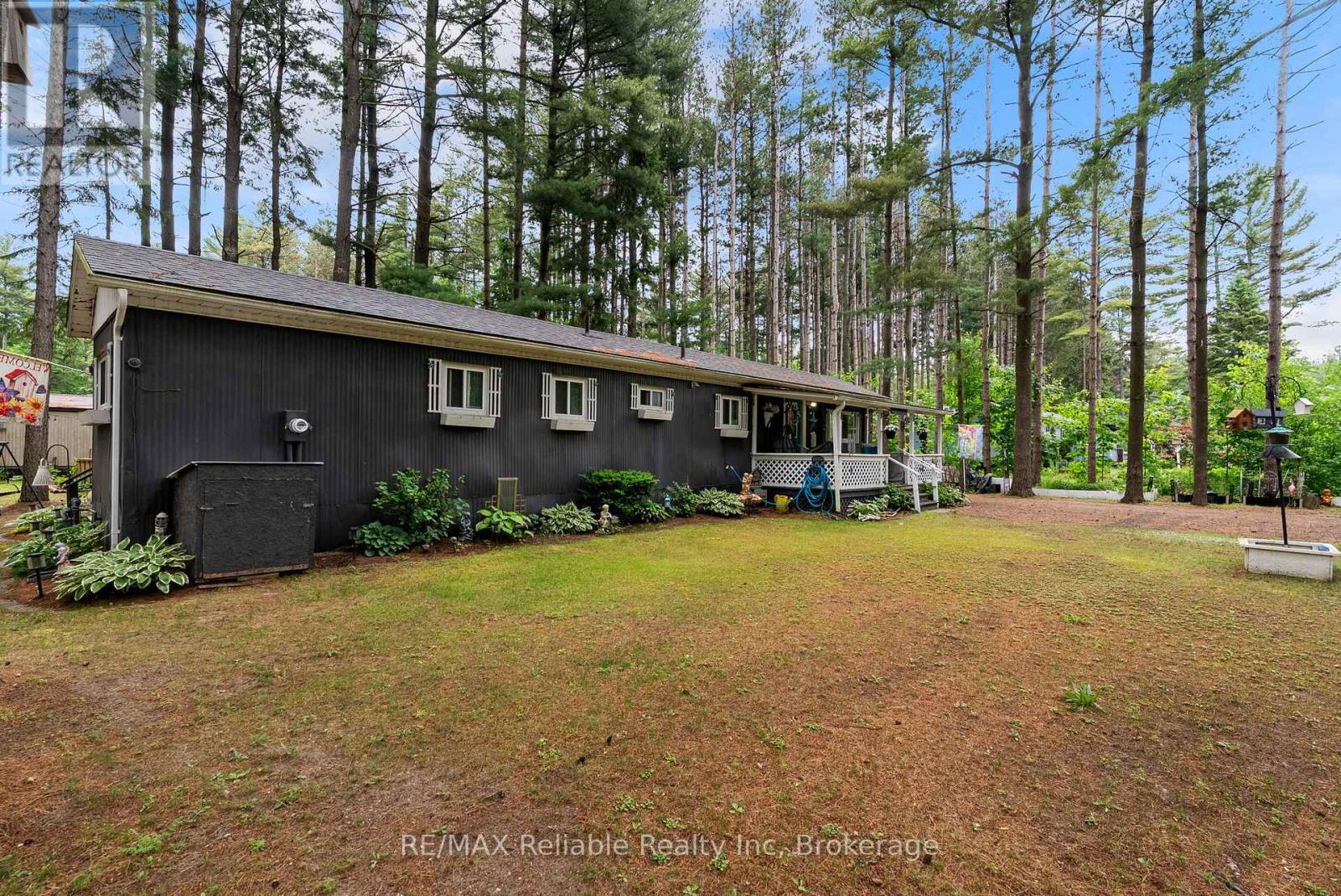 401 Sugar Maple Drive, Central Huron, Ontario  N0M 1G0 - Photo 46 - X13430056