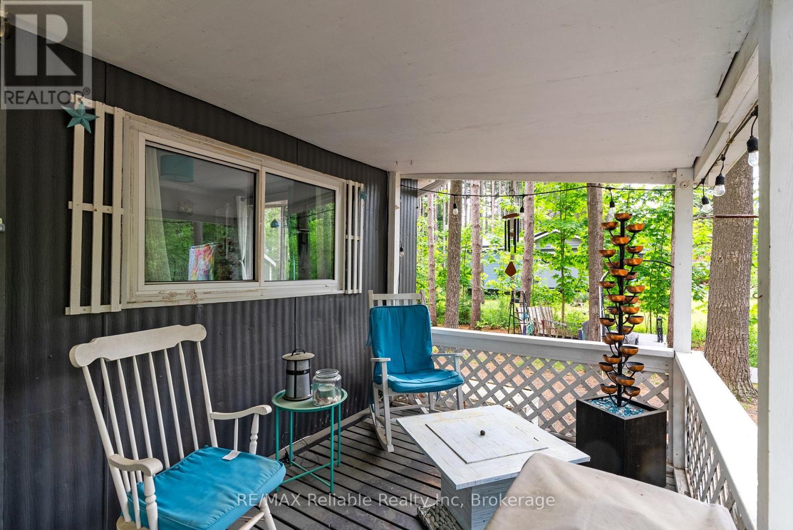 401 Sugar Maple Drive, Central Huron, Ontario  N0M 1G0 - Photo 6 - X13430056