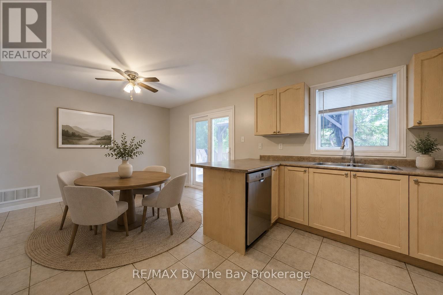 65 Rose Valley Way, Wasaga Beach, Ontario  L9Z 3C4 - Photo 9 - S13430140