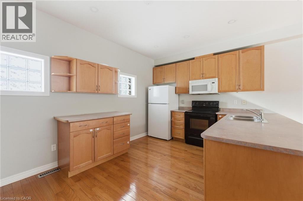 100 Beddoe Drive Unit# 25, Hamilton, Ontario  L8P 4Z2 - Photo 8 - 40838827