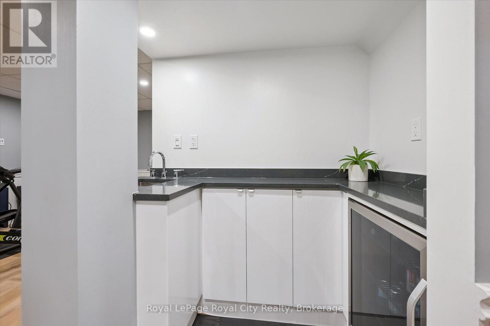 47 Caledonia Street, Guelph, Ontario  N1G 2C8 - Photo 32 - X13430270