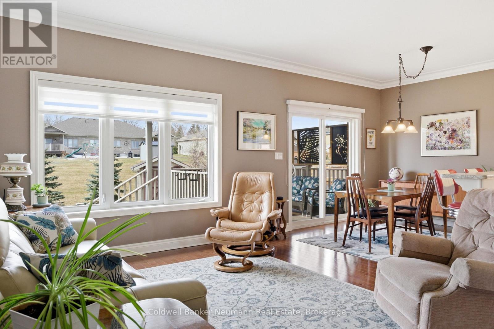 12 Brown Street S, Minto, Ontario  N0G 1M0 - Photo 10 - X13430596