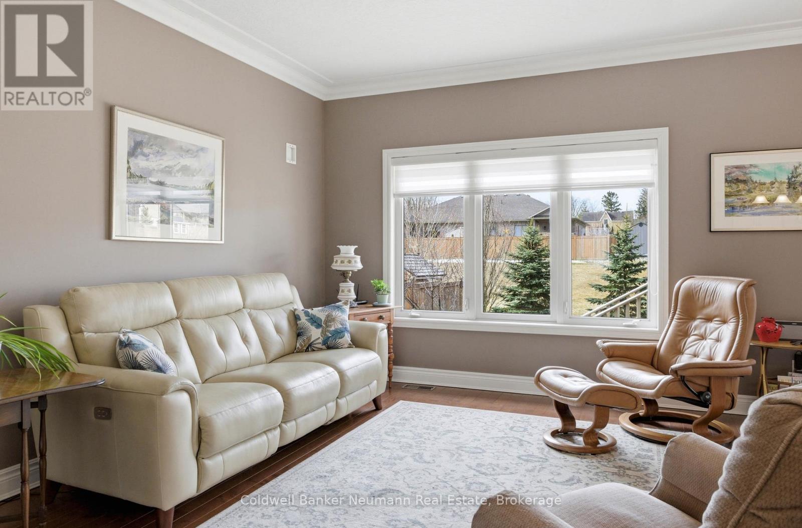 12 Brown Street S, Minto, Ontario  N0G 1M0 - Photo 11 - X13430596