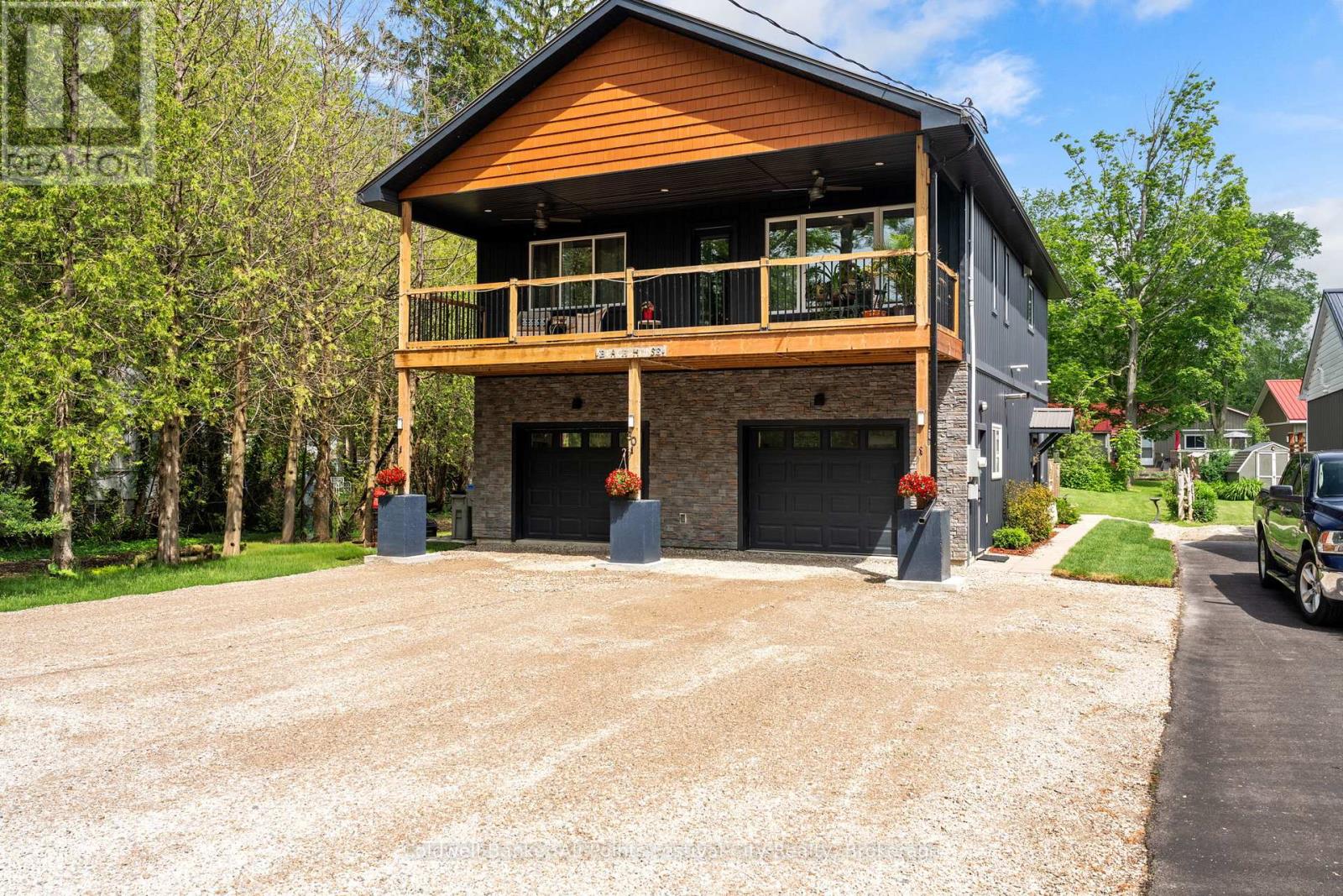 30 Bluewater Drive, Central Huron, Ontario  N7A 3X8 - Photo 3 - X13430680