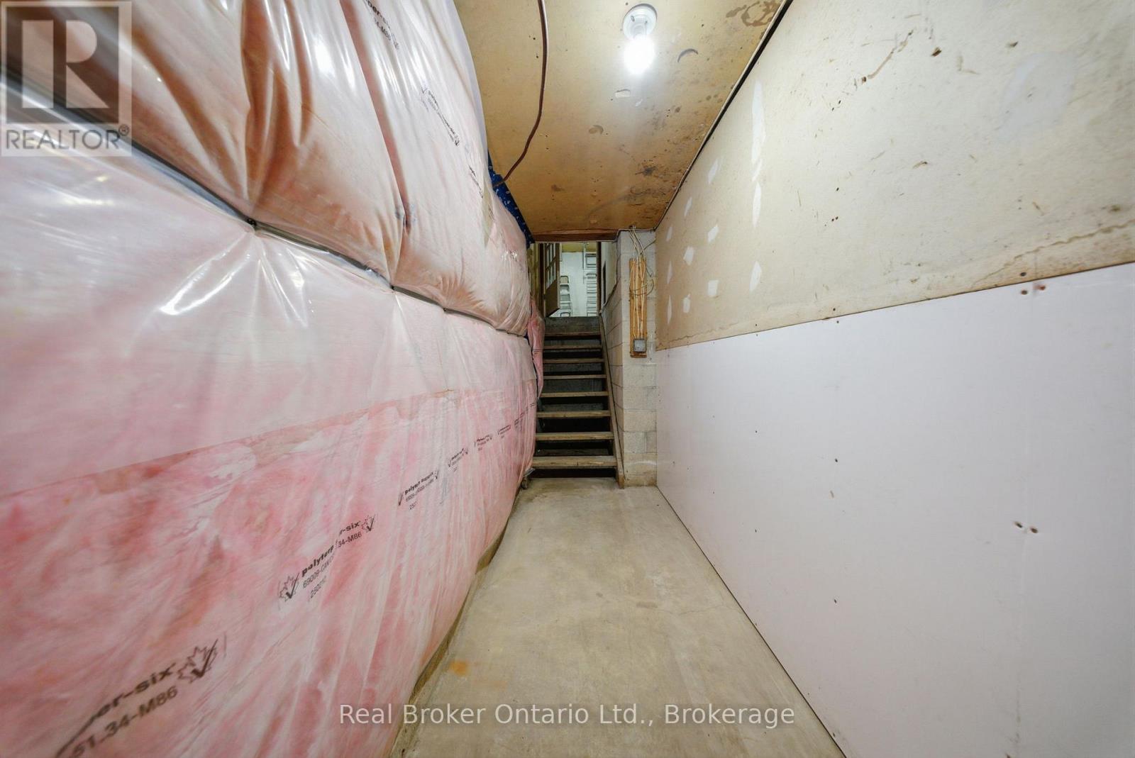 800 Tremaine Avenue S, North Perth, Ontario  N4W 3G9 - Photo 33 - X13430726