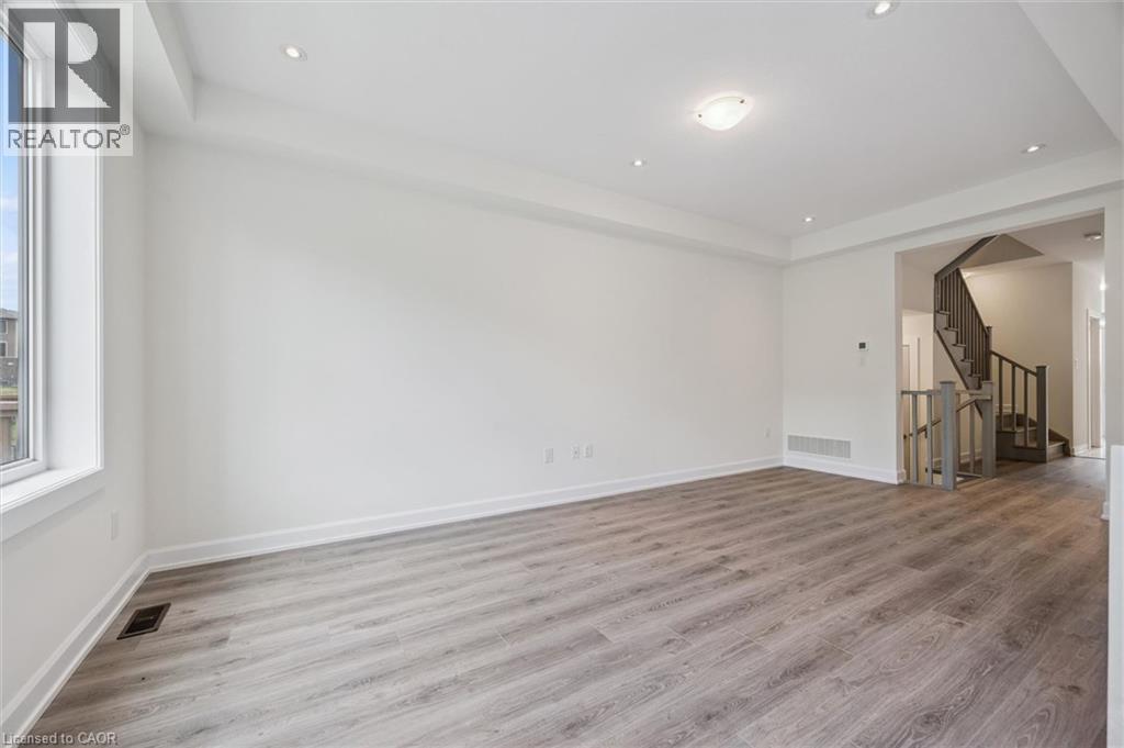 100 Hollywood Court Unit# 57, Cambridge, Ontario  N1R 0C5 - Photo 8 - 40838894