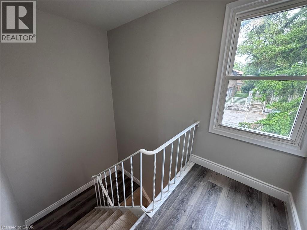 153 W Limeridge Road W Unit# 4, Hamilton, Ontario  L9C 2V3 - Photo 11 - 40838822