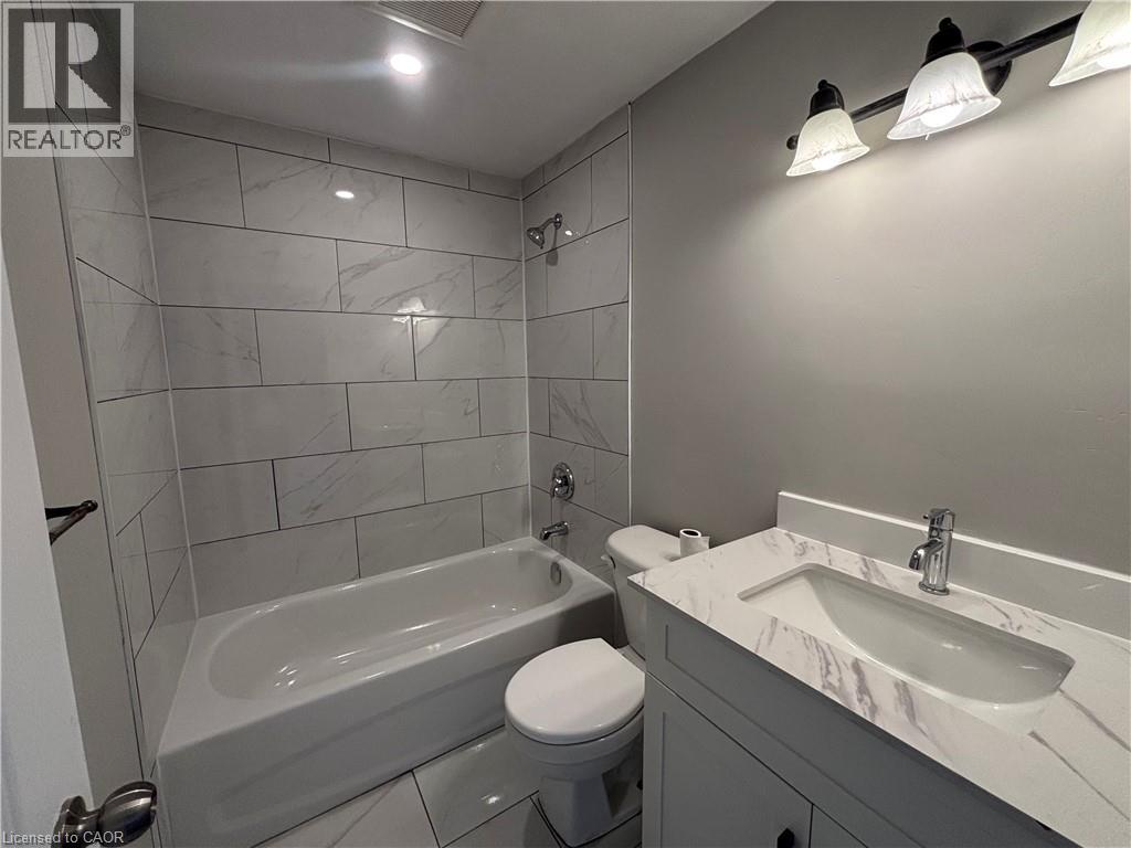 153 W Limeridge Road W Unit# 4, Hamilton, Ontario  L9C 2V3 - Photo 15 - 40838822