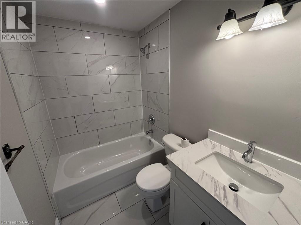 153 W Limeridge Road W Unit# 4, Hamilton, Ontario  L9C 2V3 - Photo 16 - 40838822