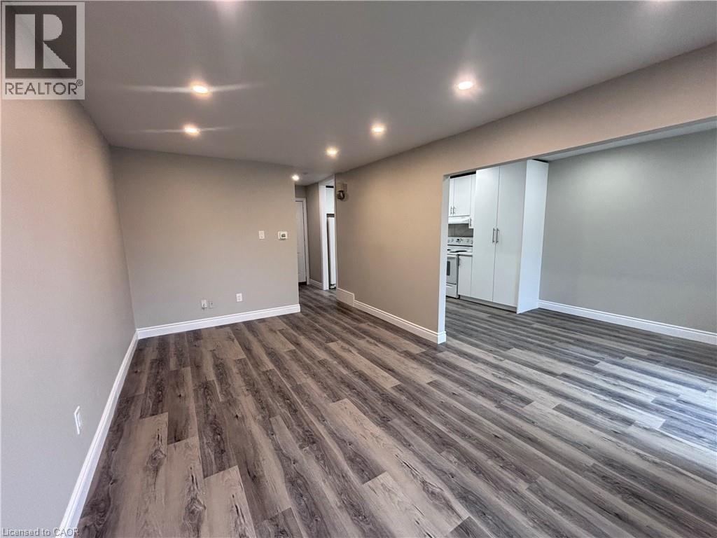 153 W Limeridge Road W Unit# 4, Hamilton, Ontario  L9C 2V3 - Photo 9 - 40838822