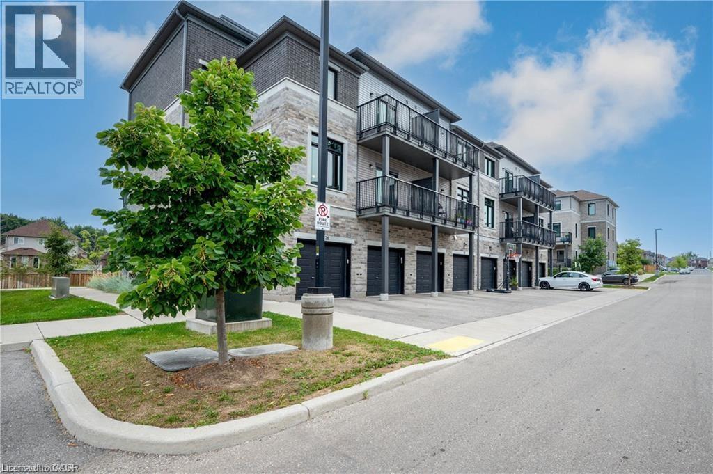 107 Westra Drive Unit# 27, Guelph, Ontario  N1K 0B9 - Photo 2 - 40838514