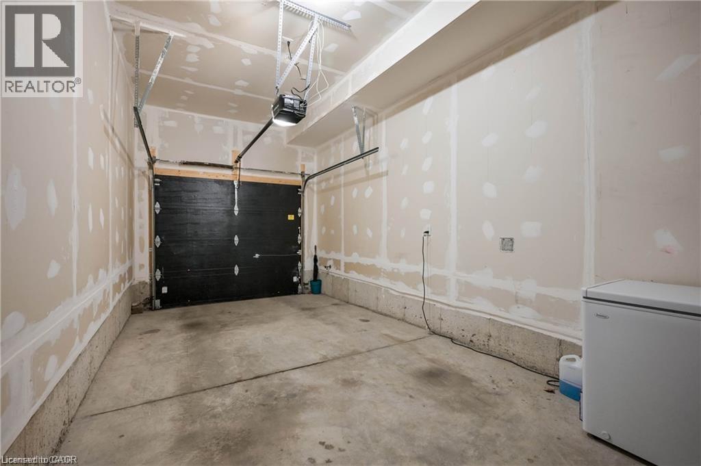 107 Westra Drive Unit# 27, Guelph, Ontario  N1K 0B9 - Photo 40 - 40838514