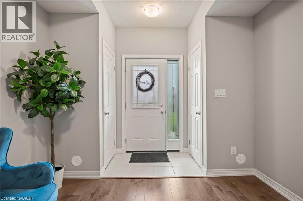 107 Westra Drive Unit# 27, Guelph, Ontario  N1K 0B9 - Photo 6 - 40838514