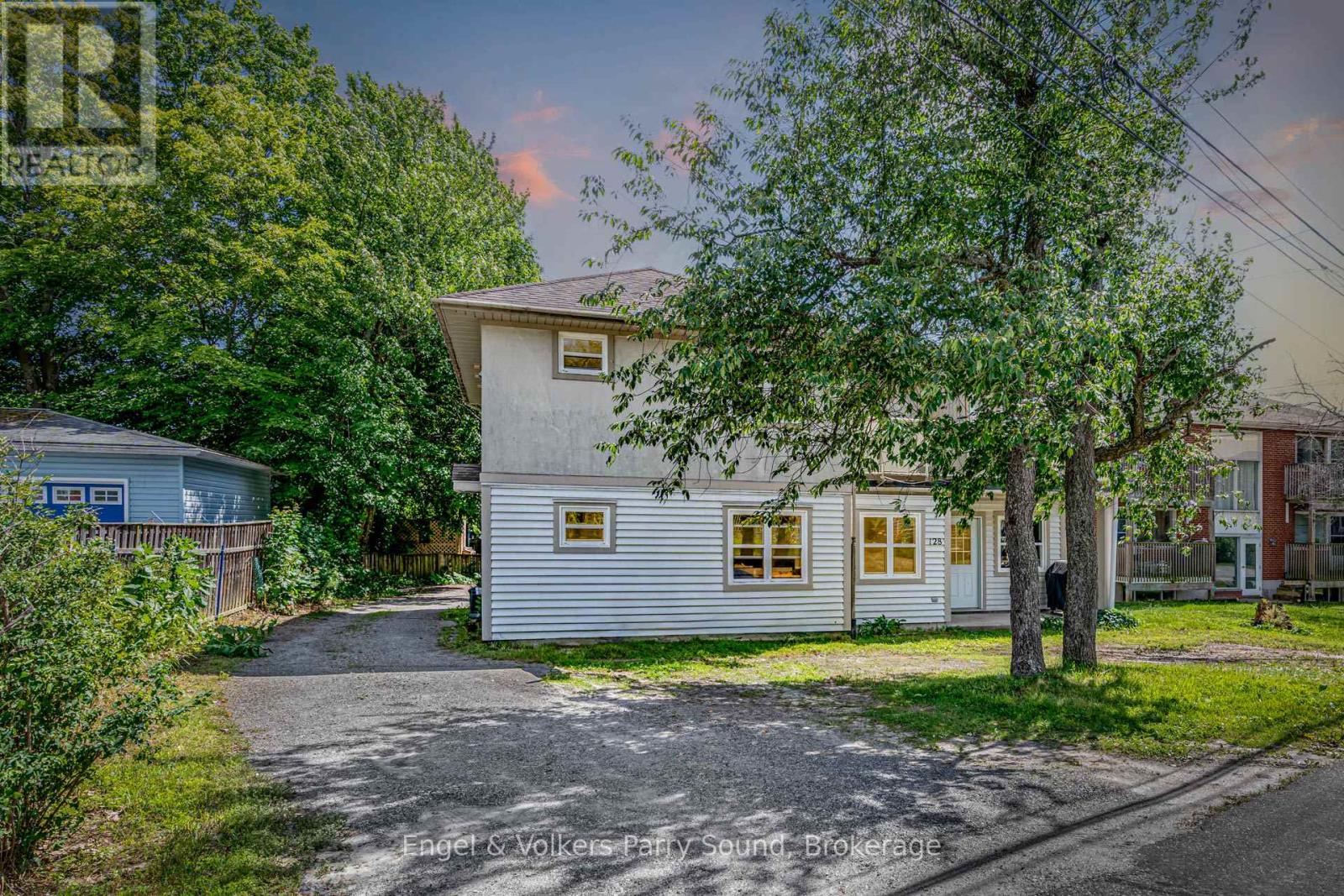 128 Isabella Street, Parry Sound, Ontario  P2A 1N1 - Photo 3 - X13430980