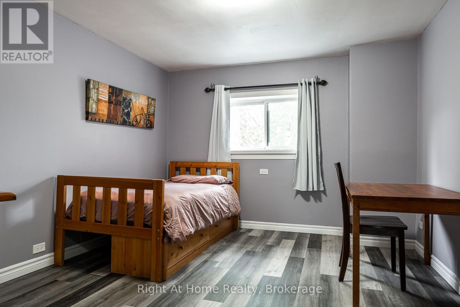 40 Douro Street, Stratford, Ontario  N5A 3R3 - Photo 24 - X13431014