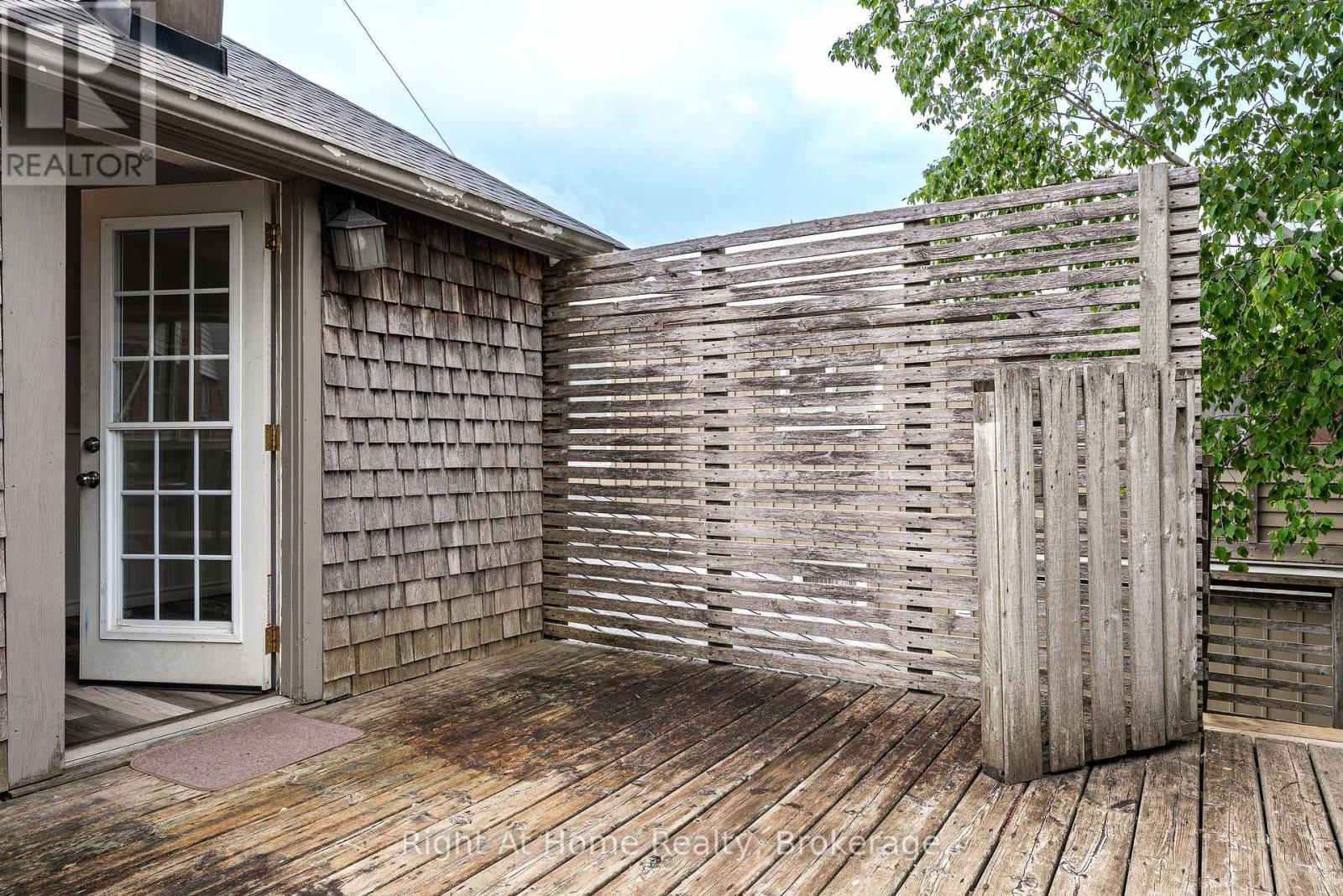 40 Douro Street, Stratford, Ontario  N5A 3R3 - Photo 34 - X13431014