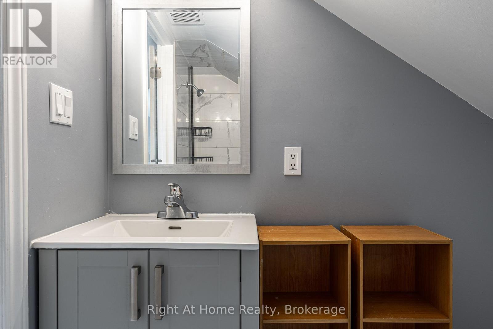 40 Douro Street, Stratford, Ontario  N5A 3R3 - Photo 40 - X13431014