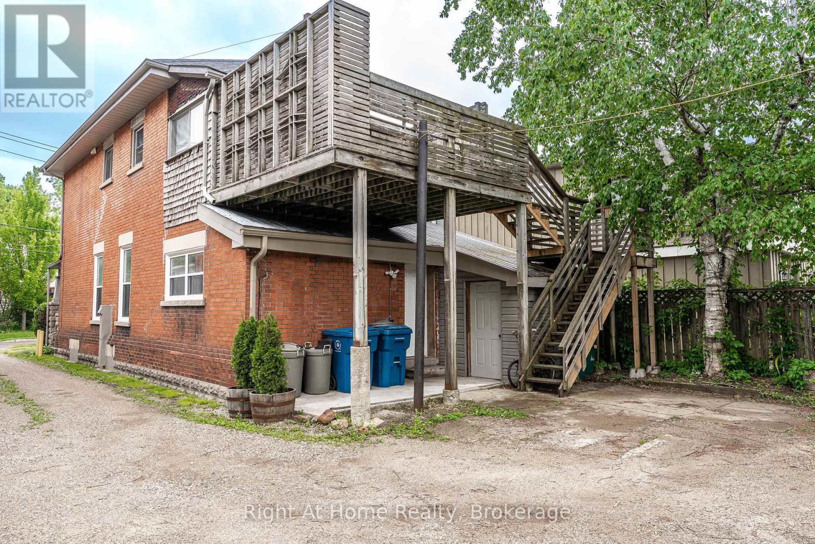 40 Douro Street, Stratford, Ontario  N5A 3R3 - Photo 42 - X13431014