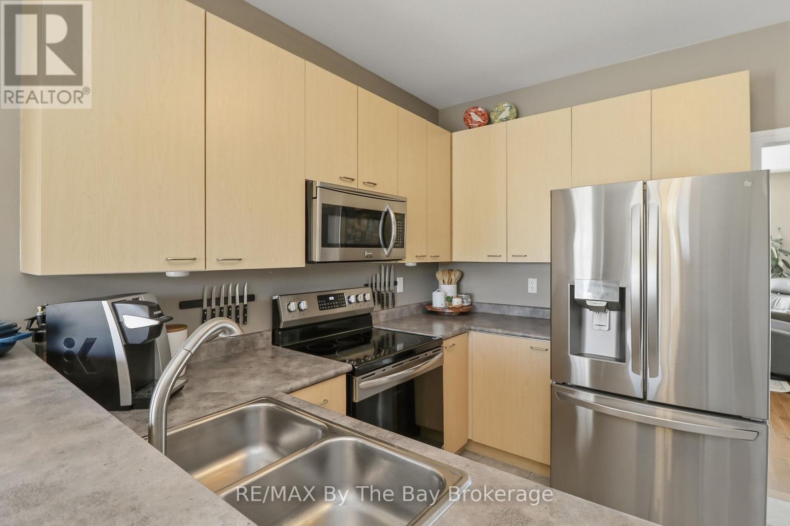 18 Maple Drive, Wasaga Beach, Ontario  L9Z 0A7 - Photo 19 - S13431232
