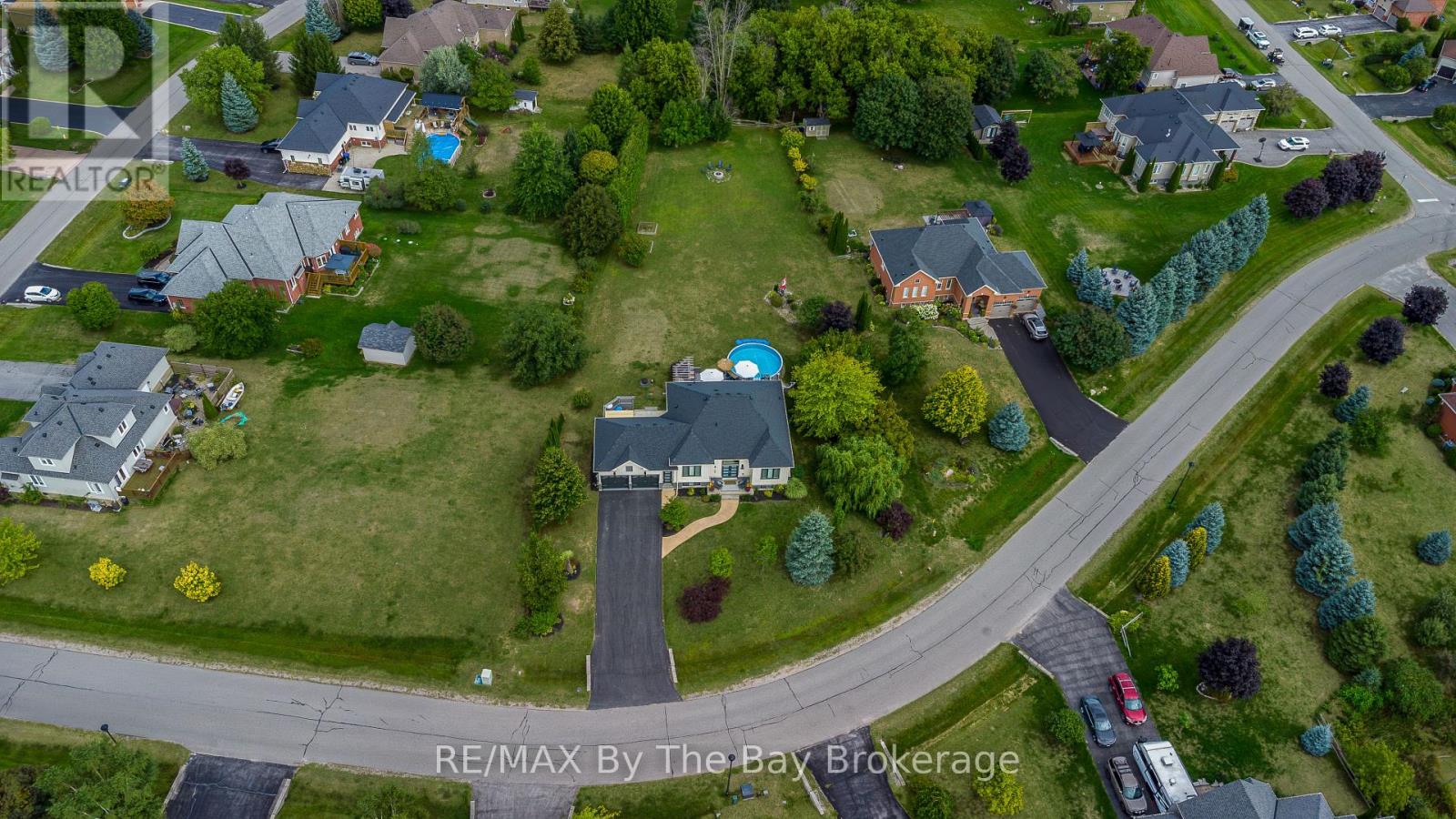 18 Maple Drive, Wasaga Beach, Ontario  L9Z 0A7 - Photo 23 - S13431232