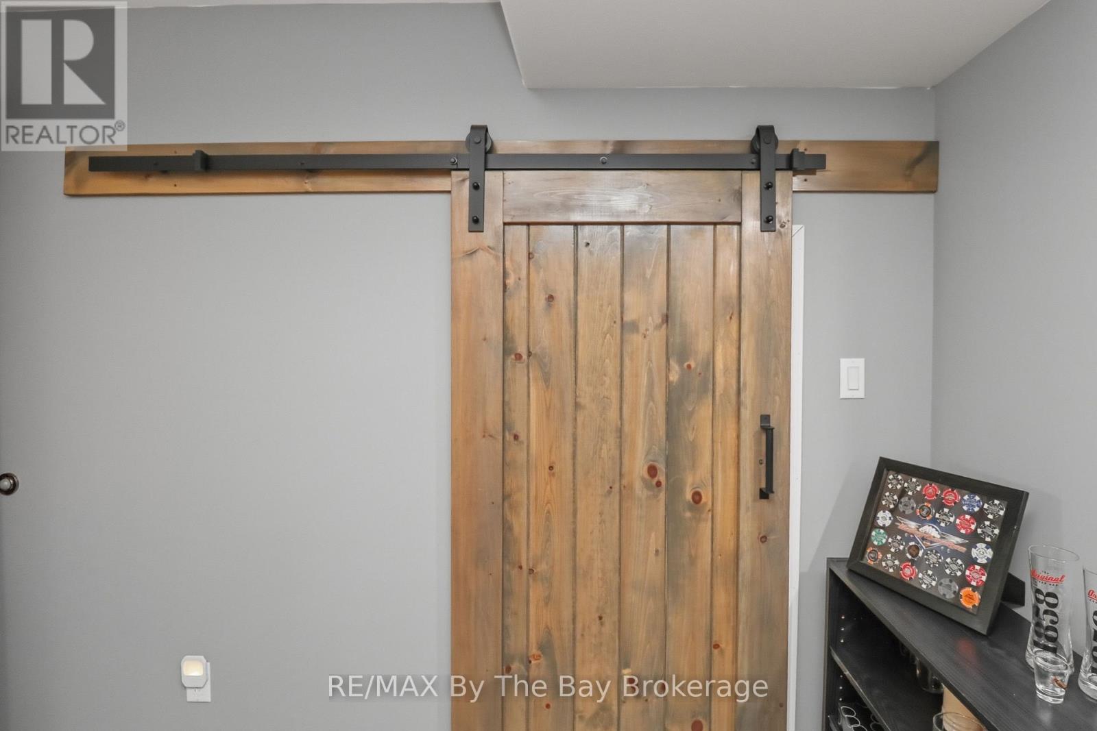 18 Maple Drive, Wasaga Beach, Ontario  L9Z 0A7 - Photo 41 - S13431232