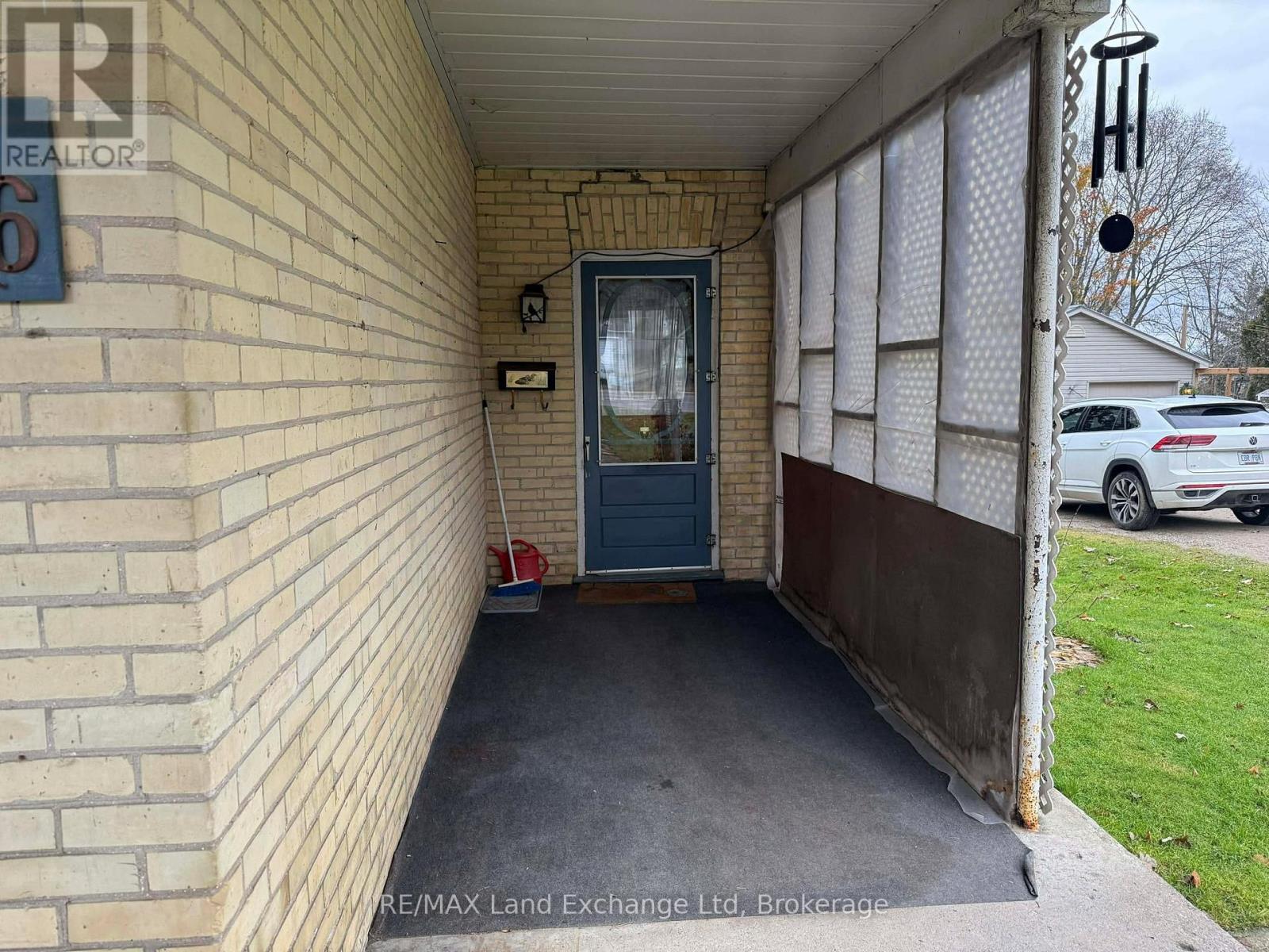 126 Diagonal Road, North Huron, Ontario  N0G 2W0 - Photo 4 - X13431156